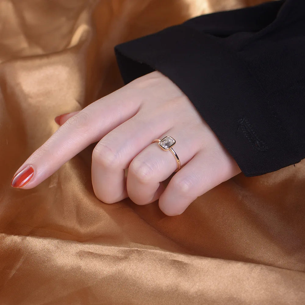 Luxury 1-3ct Emerald Cut Moissanite Ring 925 Sterling Silver Engagement Solitaire Rings for Girl Gold Plated Anniversary Gifts - Lylamor.com