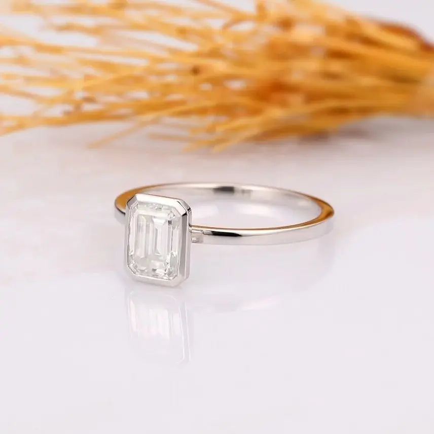 Luxury 1-3ct Emerald Cut Moissanite Ring 925 Sterling Silver Engagement Solitaire Rings for Girl Gold Plated Anniversary Gifts - Lylamor.com