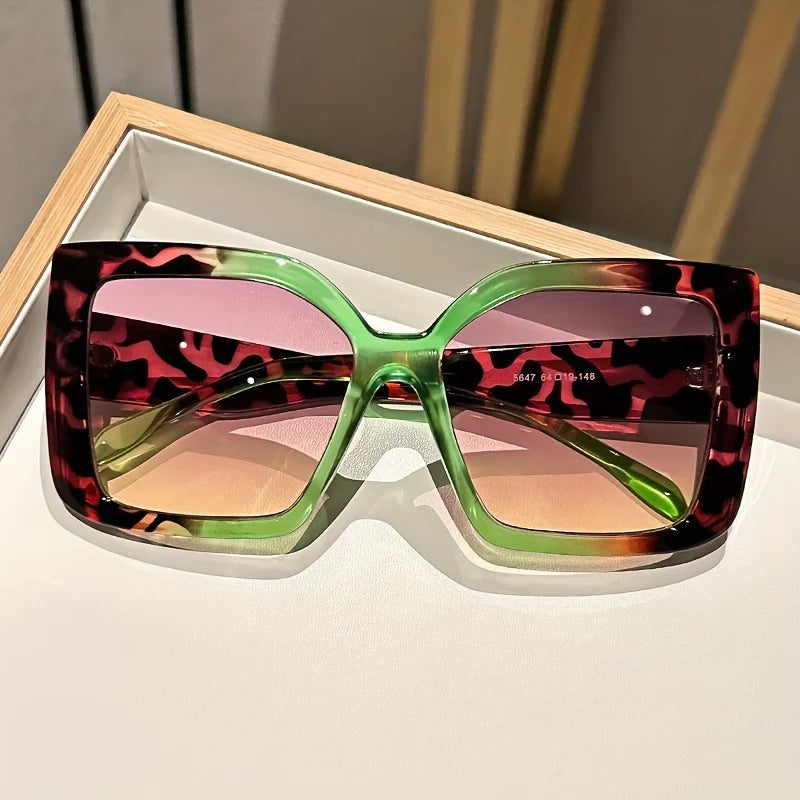 Oversized Square Fashion Fashion Glasses with Gradient Lenses - Chic Tortoiseshell & Leopard Print Frames Anti-Glare PC Material