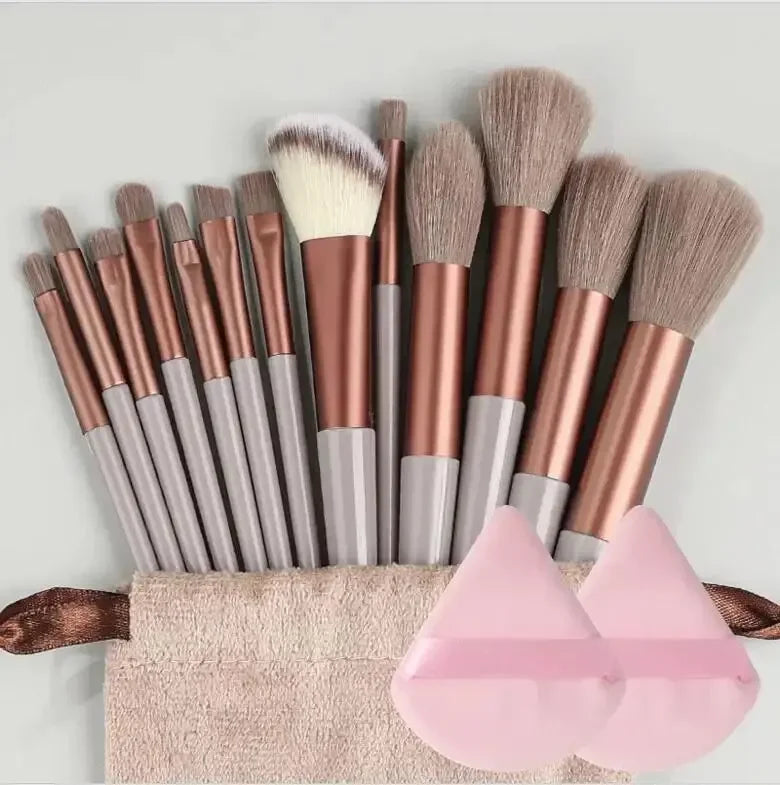 Professional Makeup Brush Set – Soft, Fluffy & Complete Beauty Tools - Lylamor.com