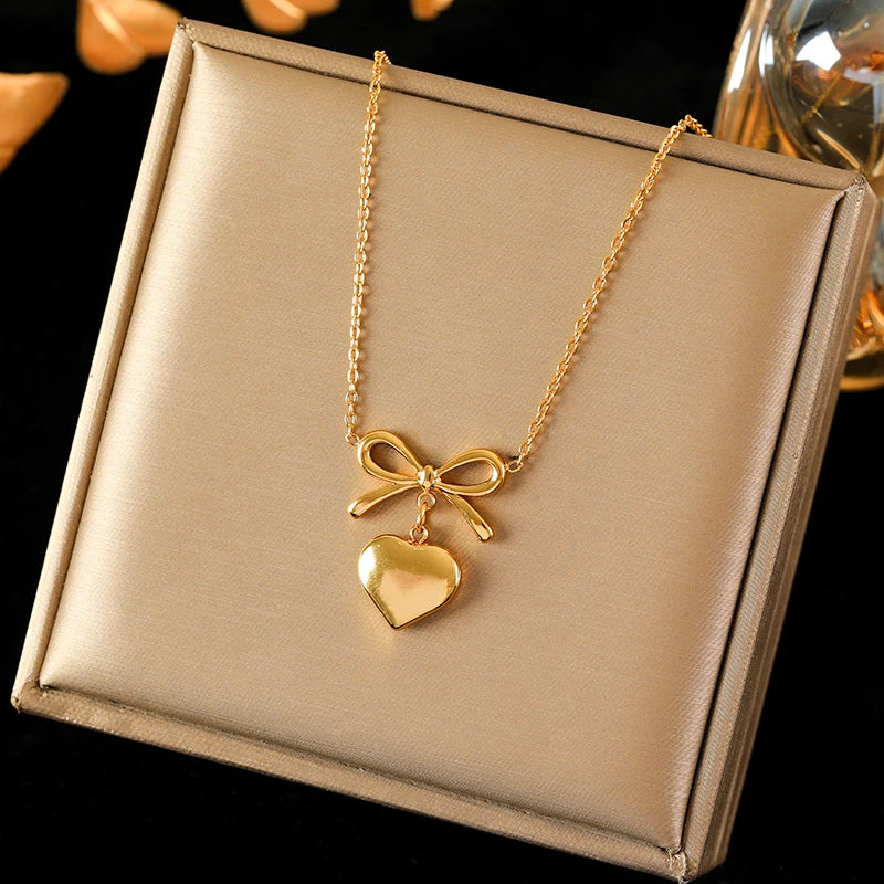 EILIECK 316L Stainless Steel Heart Pendant Necklace - 18K Gold Plated Waterproof Love Jewelry - Lylamor.com