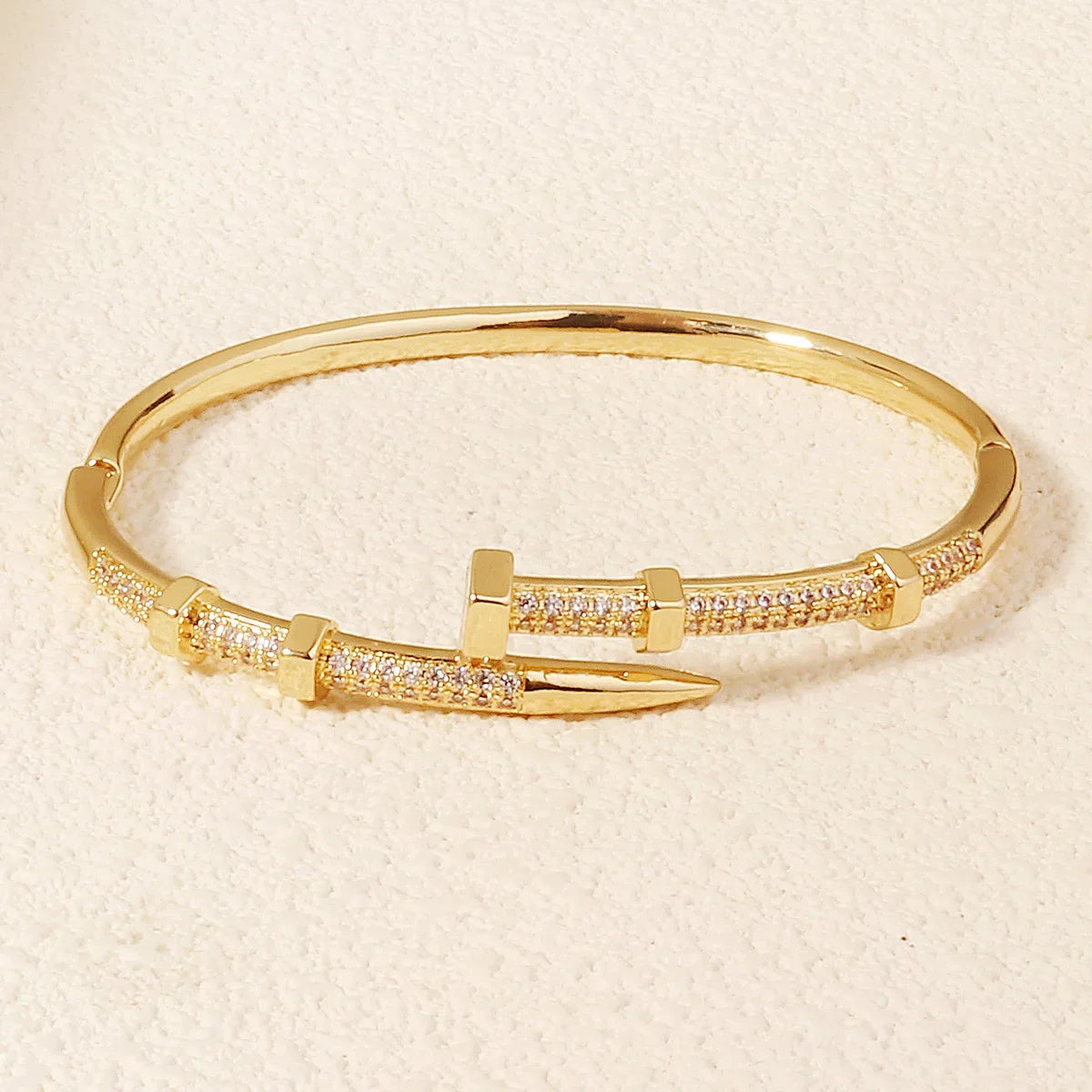 Zircon Nail Bracelet – Trendy Screw Bangle for Women (Everyday & Party Wear)