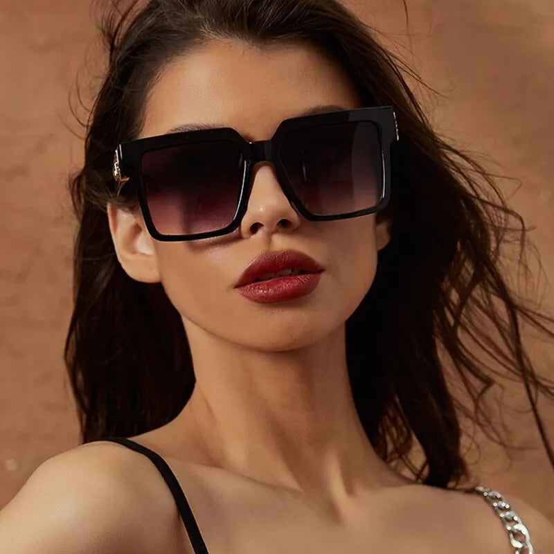 Luxury Square Oversized Sunglasses – 2025 Fashion UV400 Unisex Shades