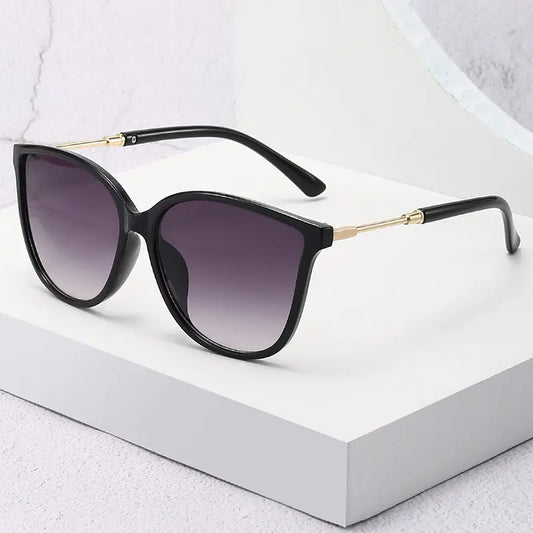 Vintage Cat Eye Sunglasses – Retro Mirror Lens Shades for Women