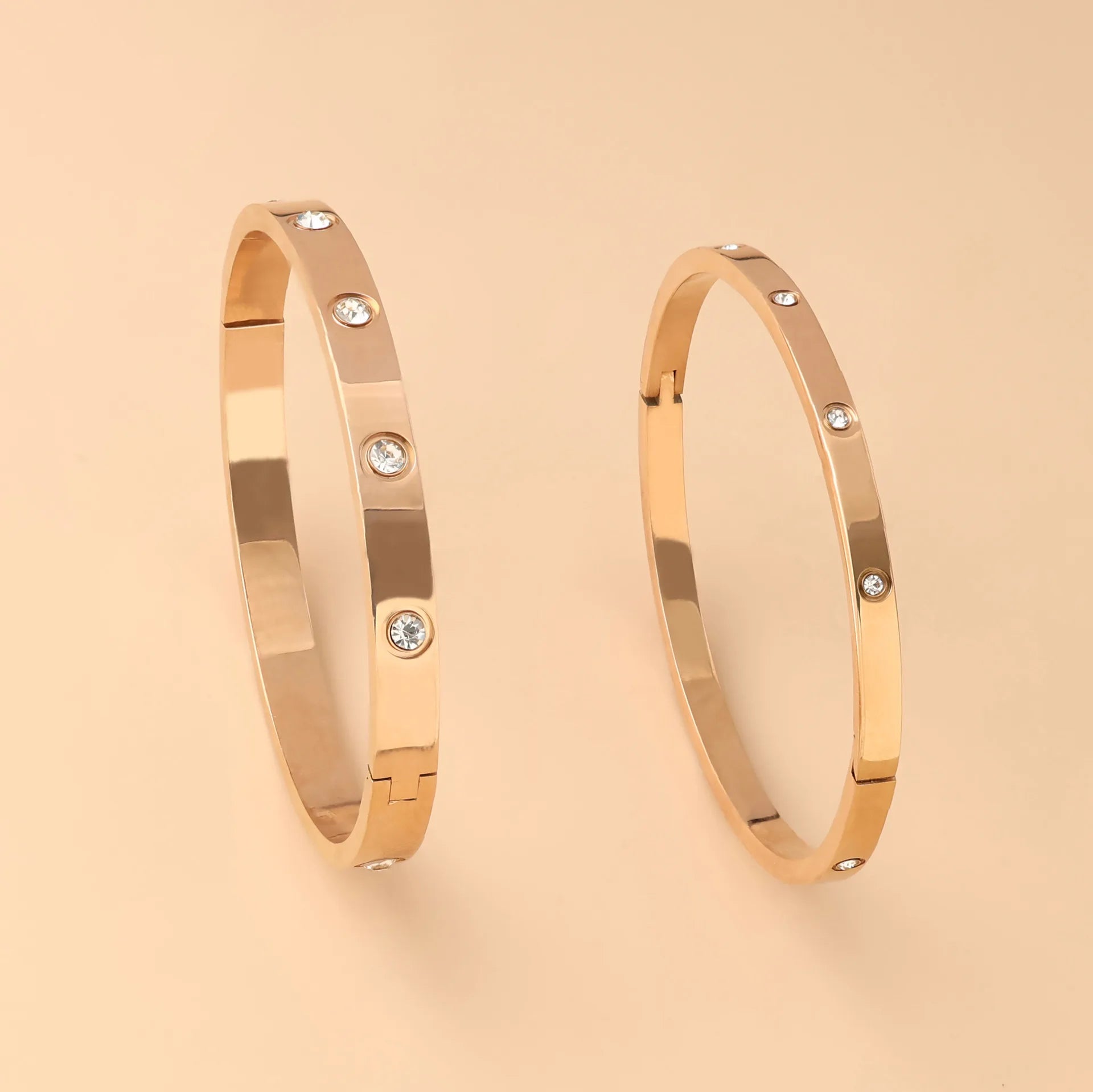 Classic 18K Stainless Steel Diamond Oval Bracelet - Timeless High-End Everyday Jewelry - Lylamor.com