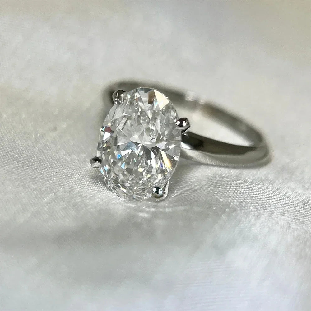 GRA Certified Oval Moissanite Ring - 1/2/3 Carat Solitaire Engagement Ring (925 Sterling Silver) - Lylamor.com